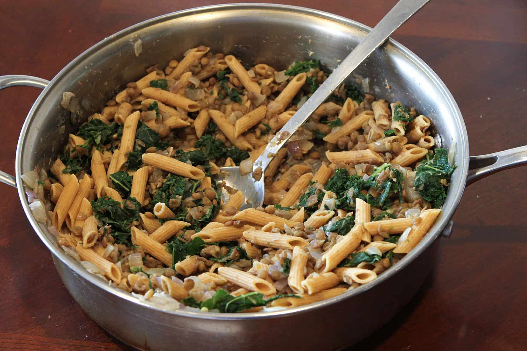 Pasta with Kale, Lentils, and Caramelized Onions